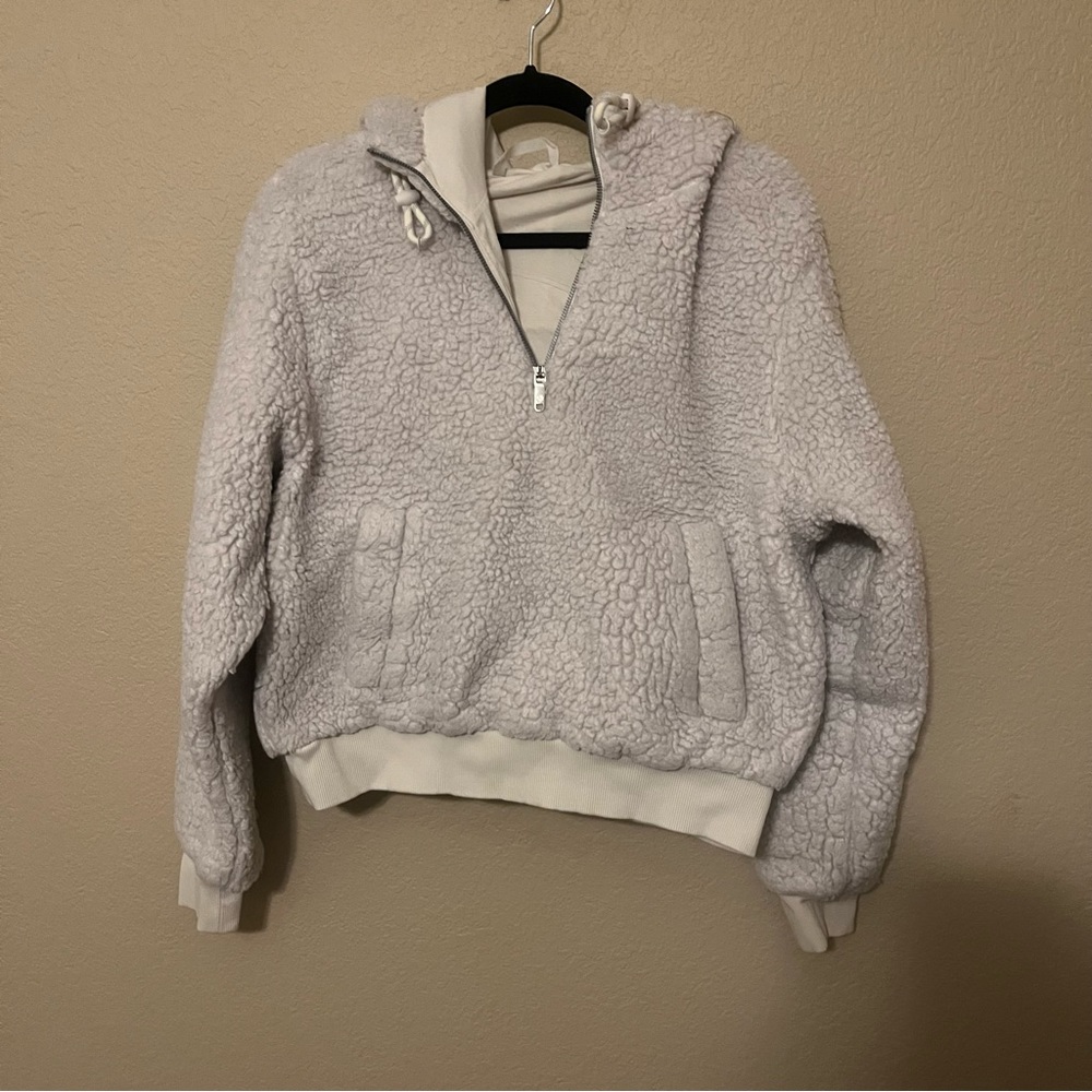 Lululemon Sherpa scuba jacket